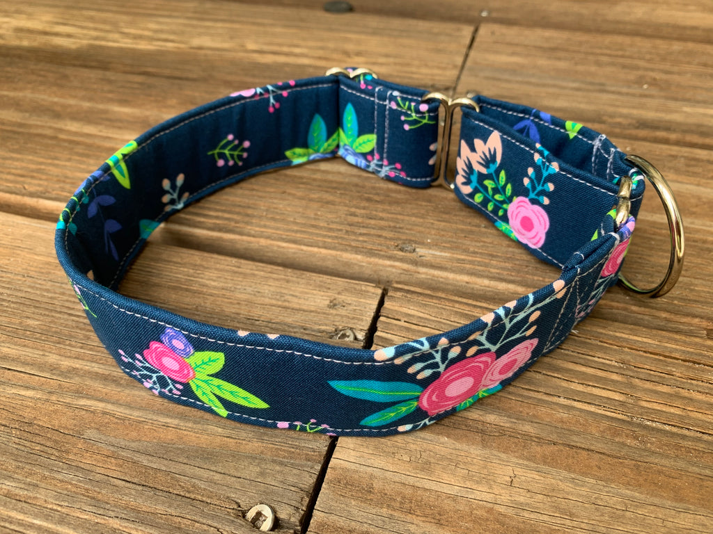 Floral dog cheap collar