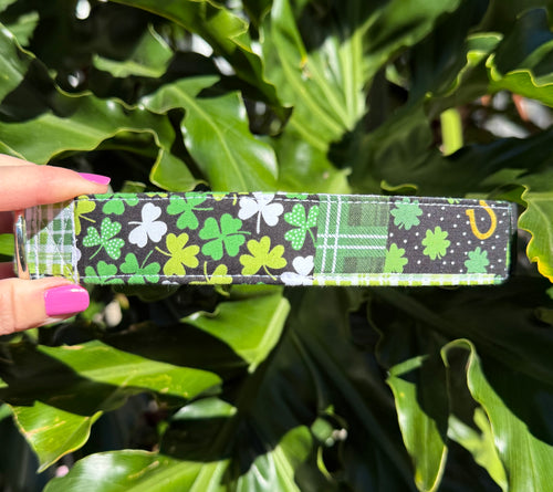 Quilted Clovers Dog Collar