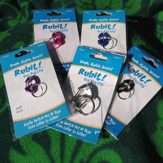 Dog top tag fasteners